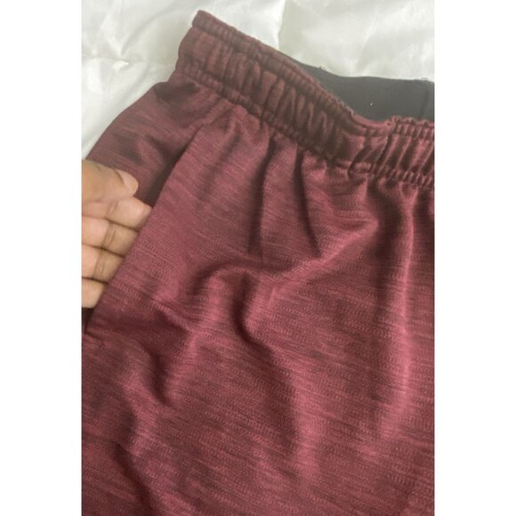 Brooks NWT Men Size Small Heather Merlot Rep 8” Shorts Pockets Wicking No Liner - Picture 8 of 11
